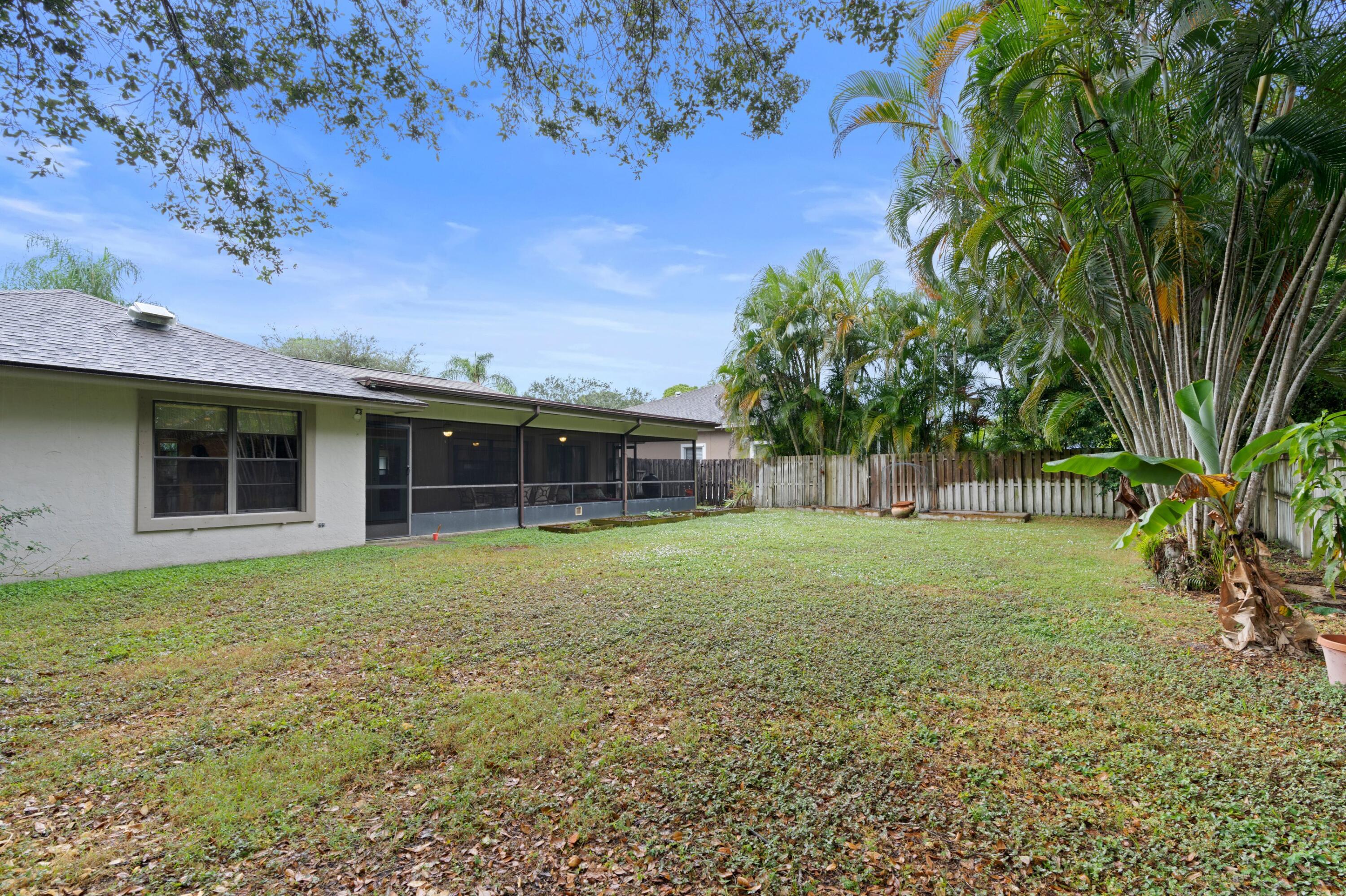 1674 Rye Terrace Wellington, FL 33414 - Photo 23 of 27 DSC00049.jpg-SMALL