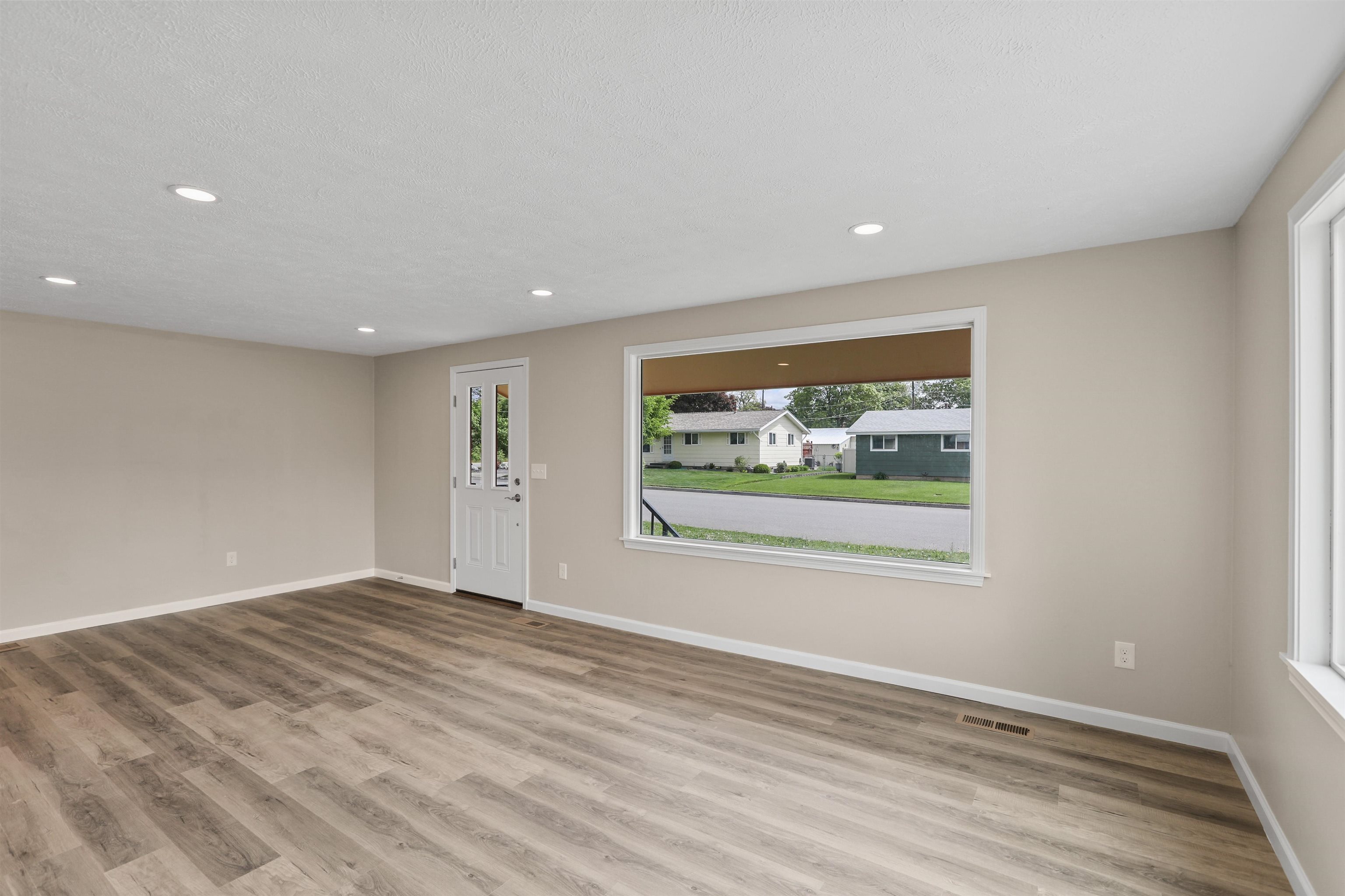 4719 North Mayhew Road Spokane, WA 99216 - Photo 4 of 22 Gallery Image 4