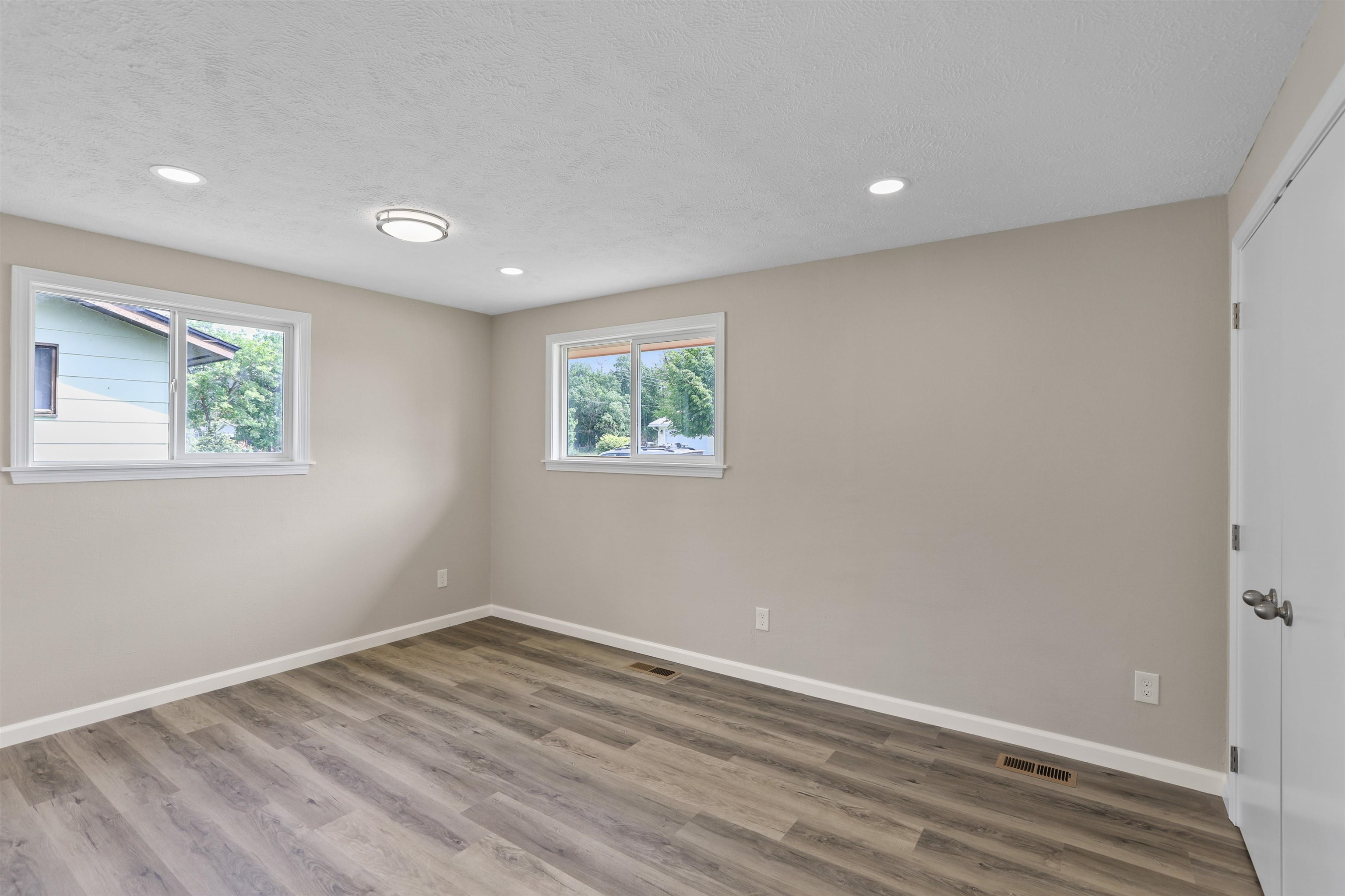 4719 North Mayhew Road Spokane, WA 99216 - Photo 6 of 22 Gallery Image 6