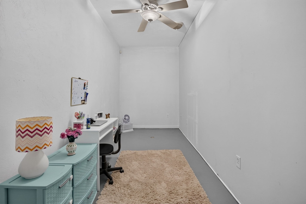 65 Phaeton Rock Road Lynn, MA 01904 - Photo 27 of 38
