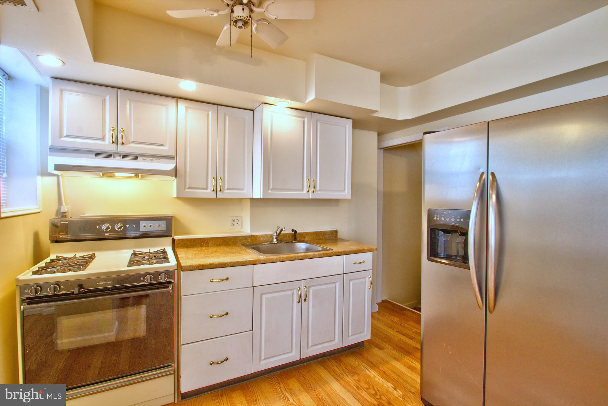 17 Flagship Road Dundalk, MD 21222 - Photo 17 of 39