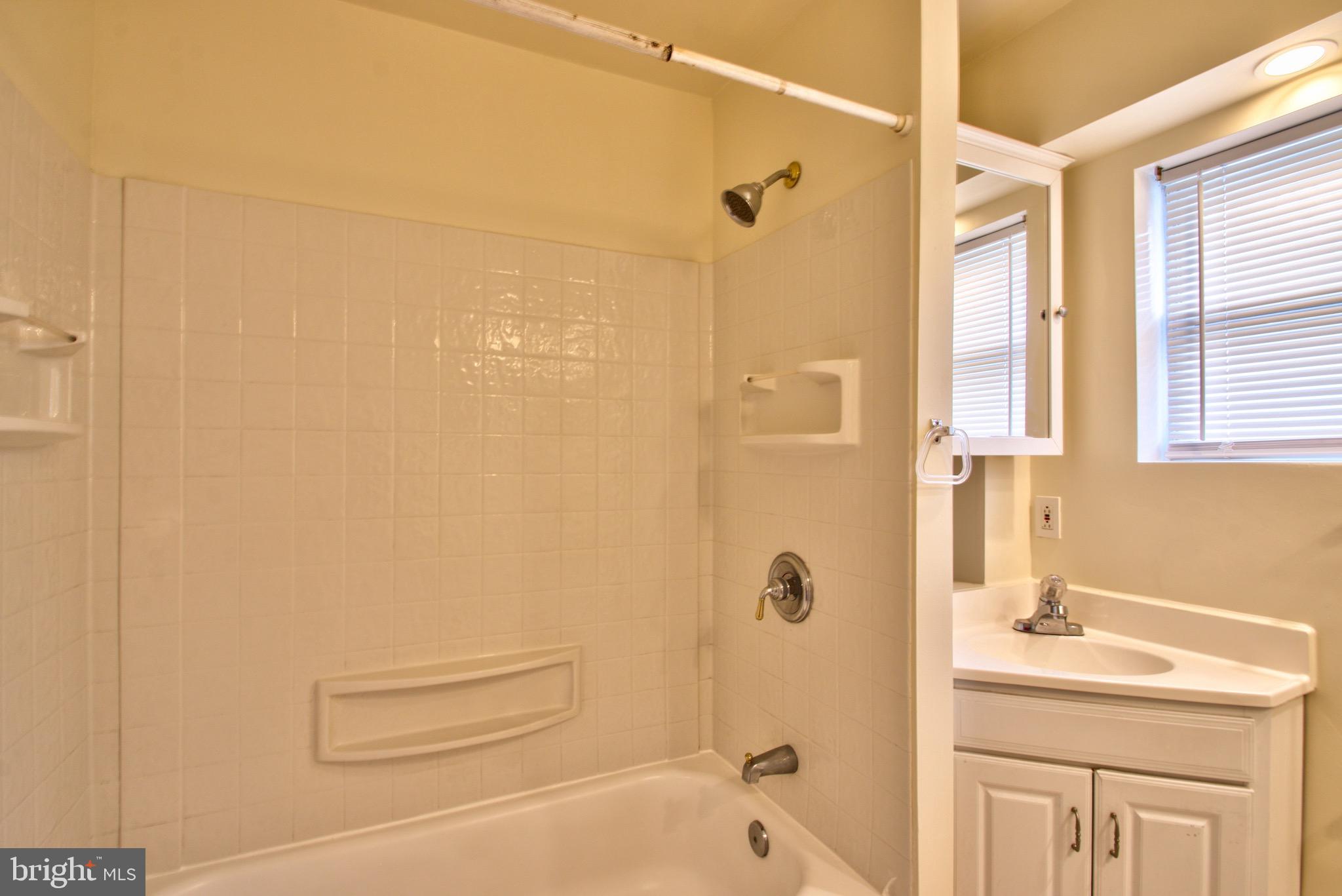 17 Flagship Road Dundalk, MD 21222 - Photo 31 of 39
