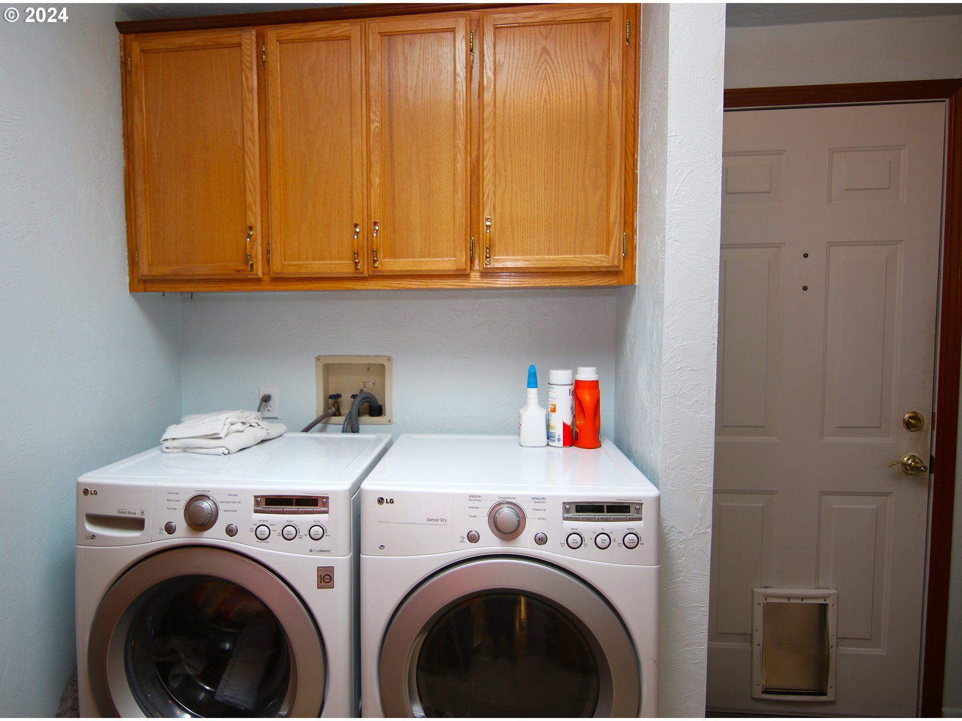 100 River Bend Road, Unit 110 Reedsport, OR 97467 - Photo 15 of 16 a utility room with dryer and washer