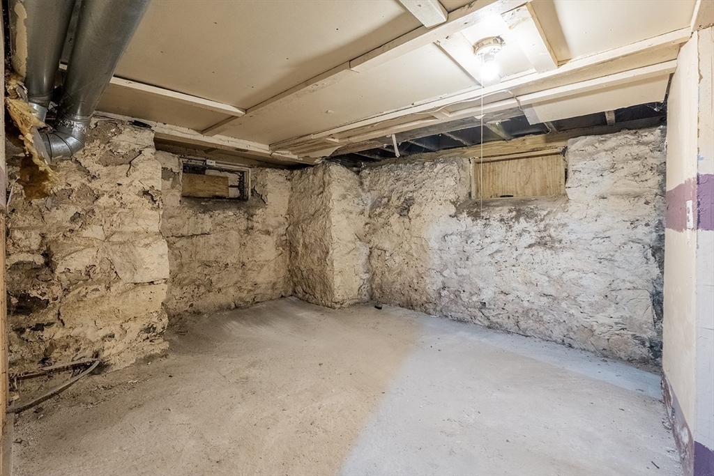 352 Norfolk Street Boston, MA 02124 - Photo 16 of 21