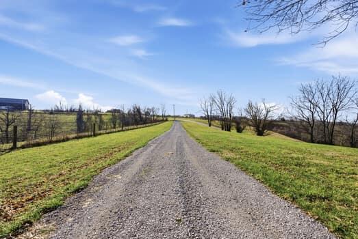 1581 Poosey Ridge Road Richmond, KY 40475 - Photo 16 of 50 IMG_8145