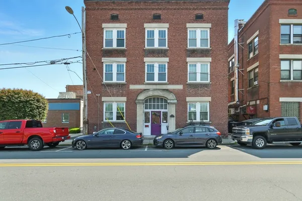 $1,900,000 | 11 Conway Street, Greenfield, MA 01301