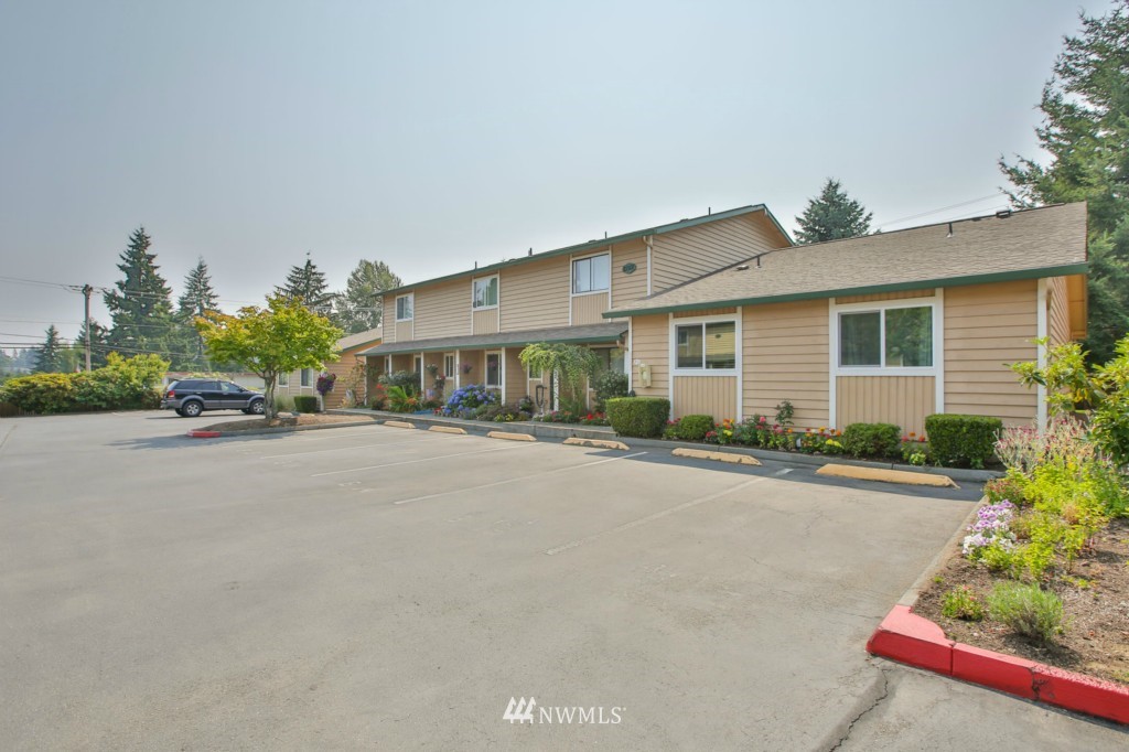 21501 4th Avenue West, Unit B15 Bothell, WA 98021 - Photo 1 of 23