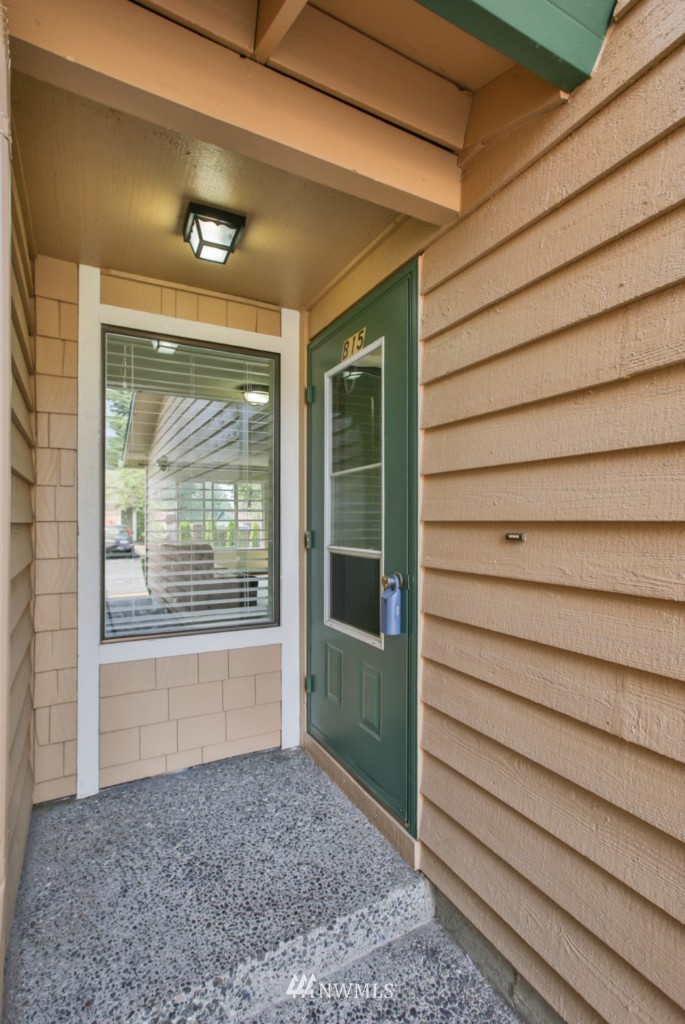 21501 4th Avenue West, Unit B15 Bothell, WA 98021 - Photo 3 of 23
