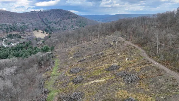 $149,900 | 521 Bolivar Drive, Bradford, PA 16701