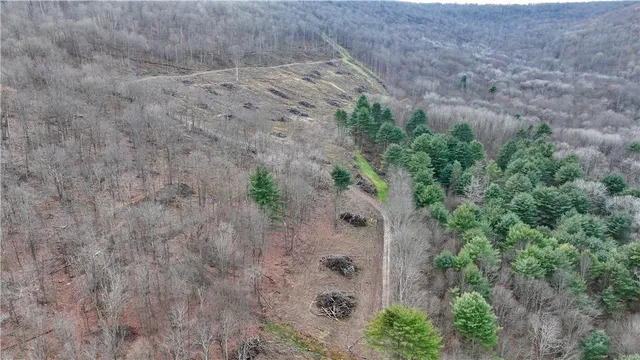 $149,900 | 521 Bolivar Drive, Bradford, PA 16701