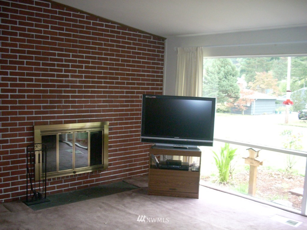 14724 Southeast Allen Rd. Bellevue, WA 98006 - Photo 3 of 15