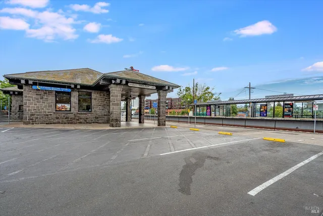 $2,650 | 310 Boyce Street, Unit A, Santa Rosa, CA 95401