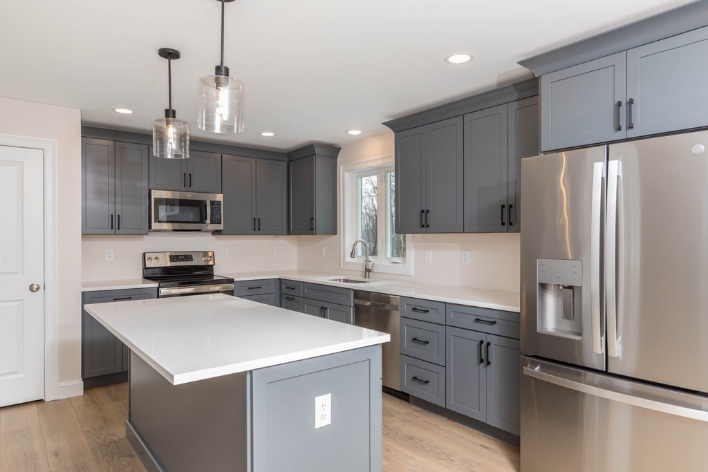 470 Williams Road Fitchburg, MA 01420 - Photo 2 of 14 Gallery Image 2
