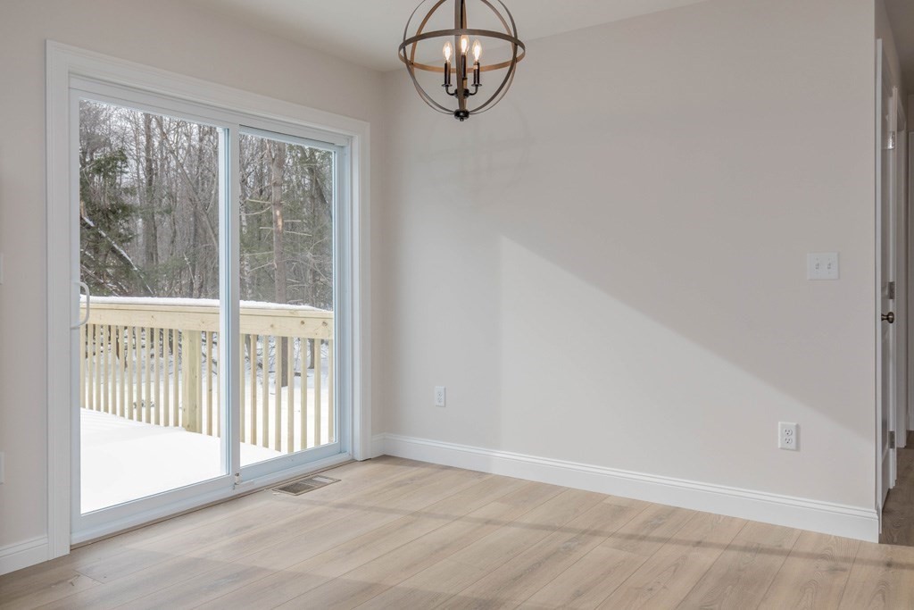 470 Williams Road Fitchburg, MA 01420 - Photo 3 of 14 Gallery Image 3