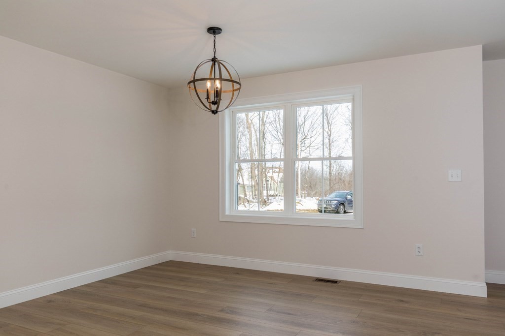 470 Williams Road Fitchburg, MA 01420 - Photo 4 of 14 Gallery Image 4