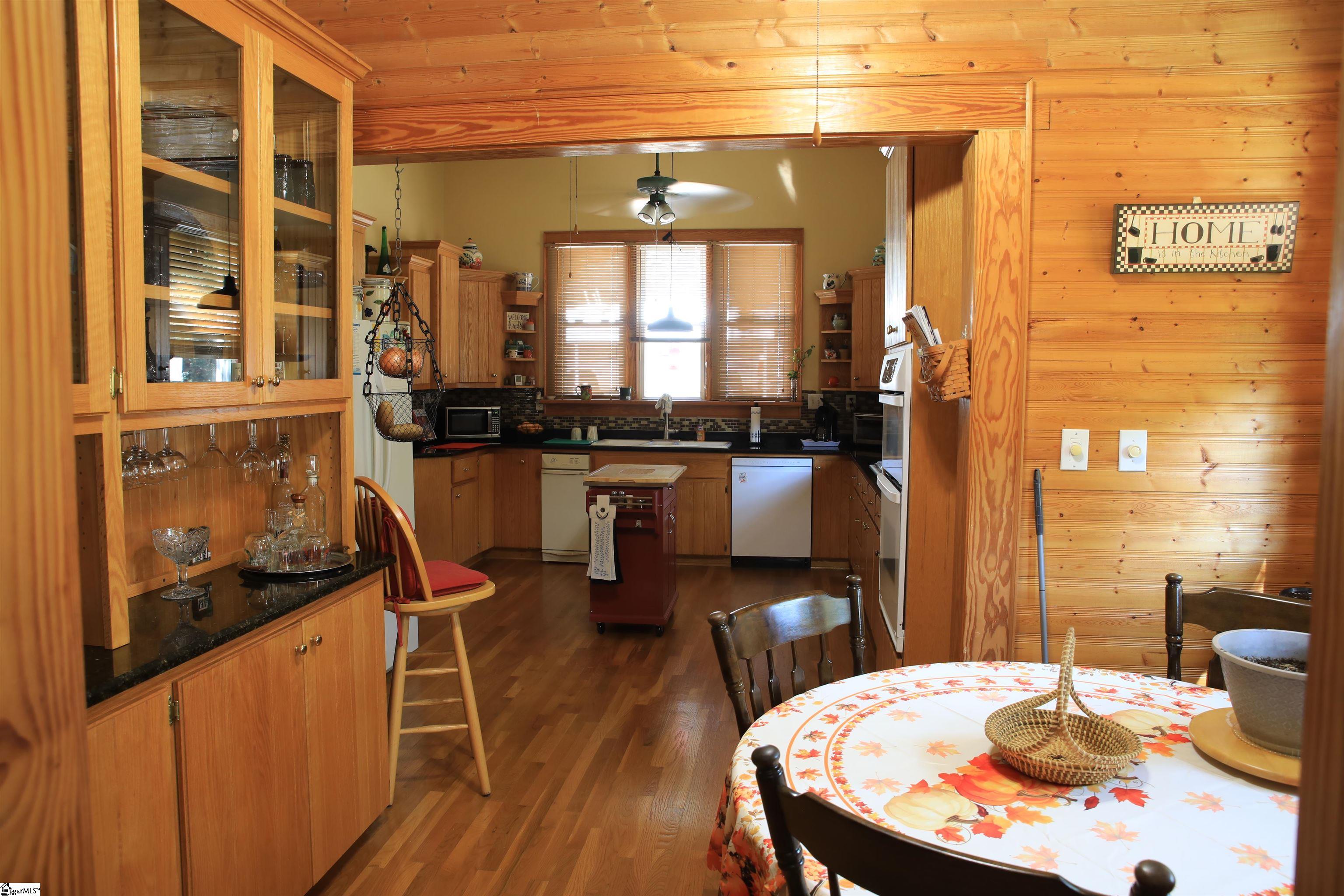 711 Northeast Main Street Easley, SC 29640 - Photo 19 of 25