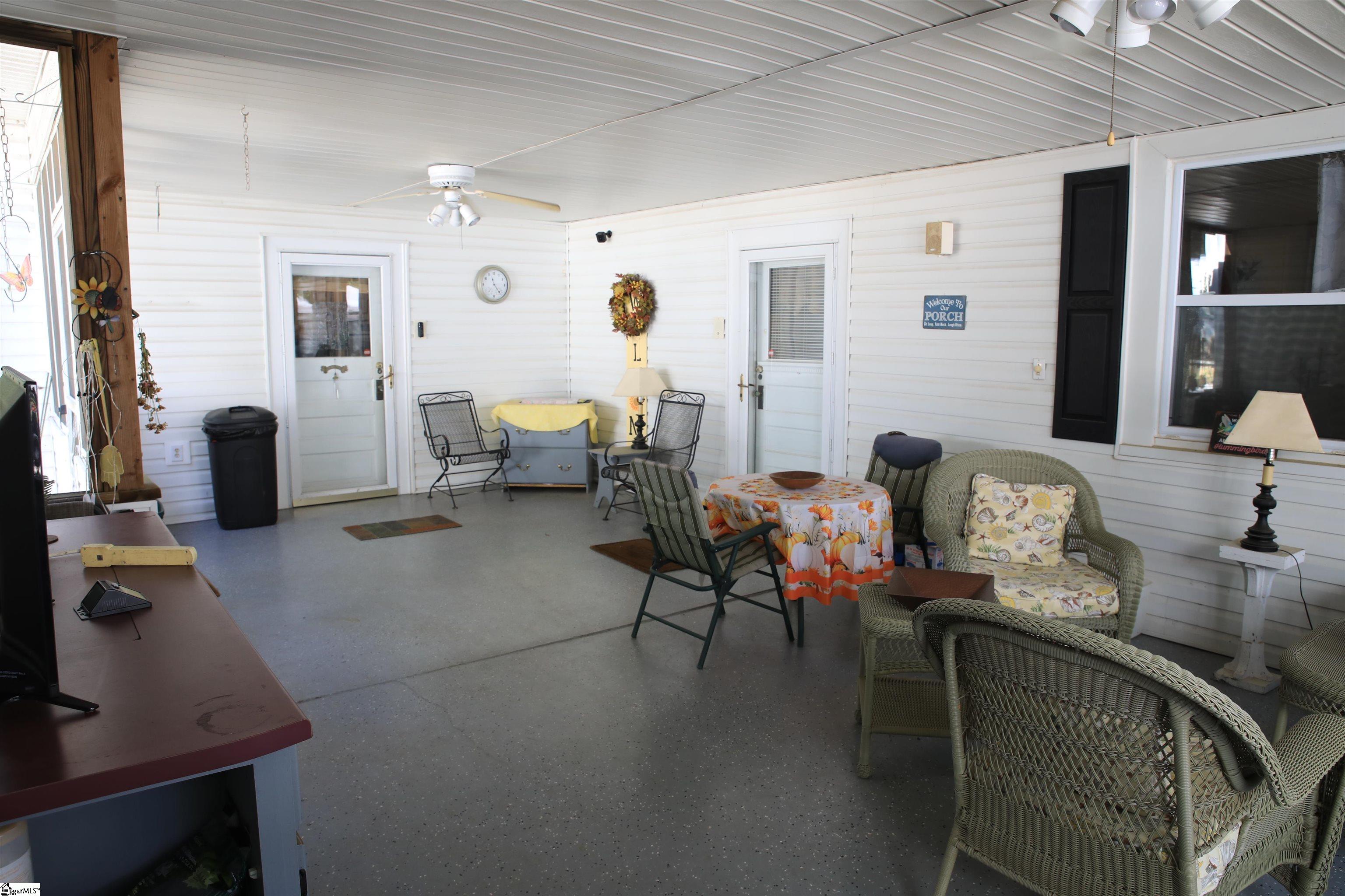 711 Northeast Main Street Easley, SC 29640 - Photo 20 of 25