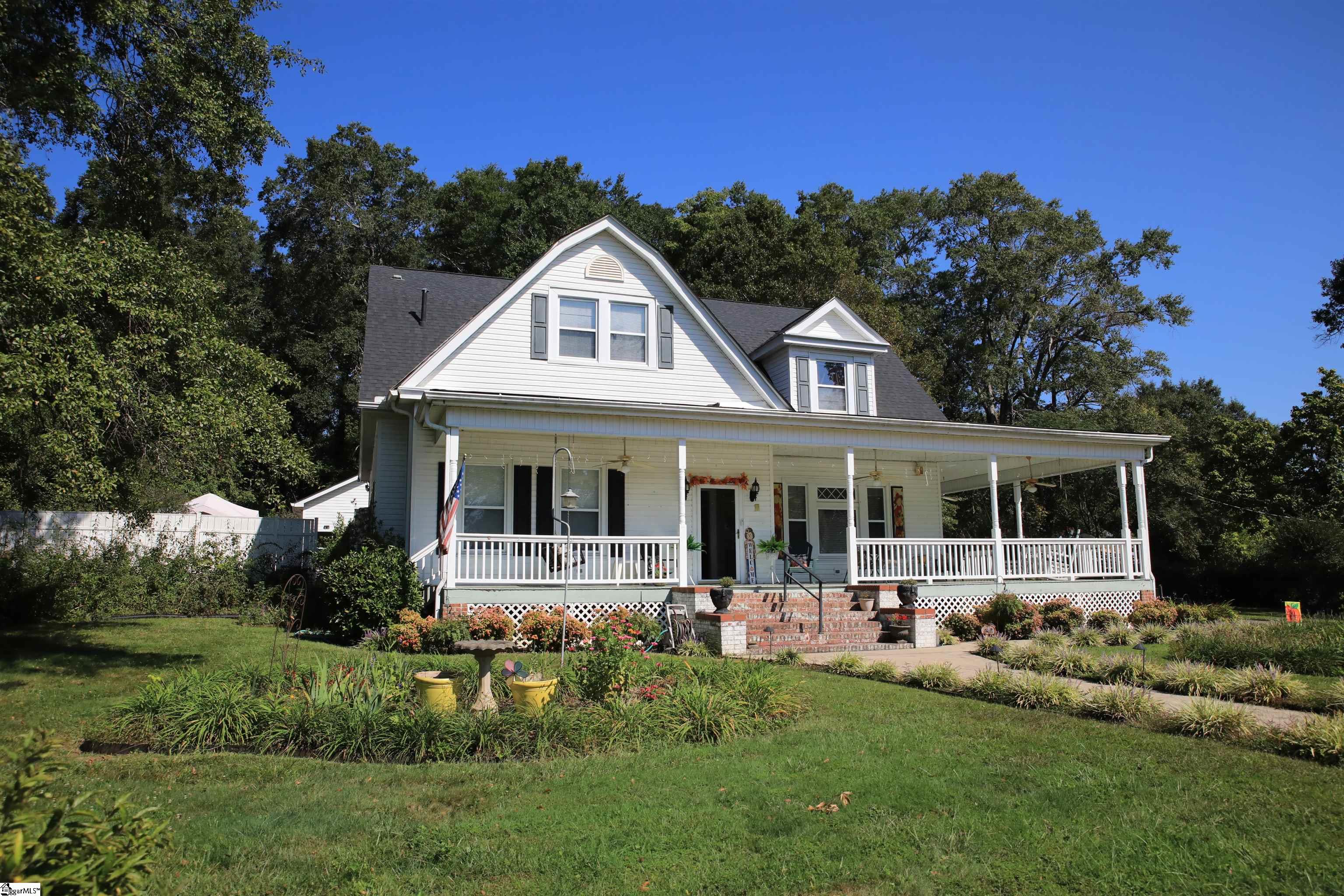 711 Northeast Main Street Easley, SC 29640 - Photo 2 of 25