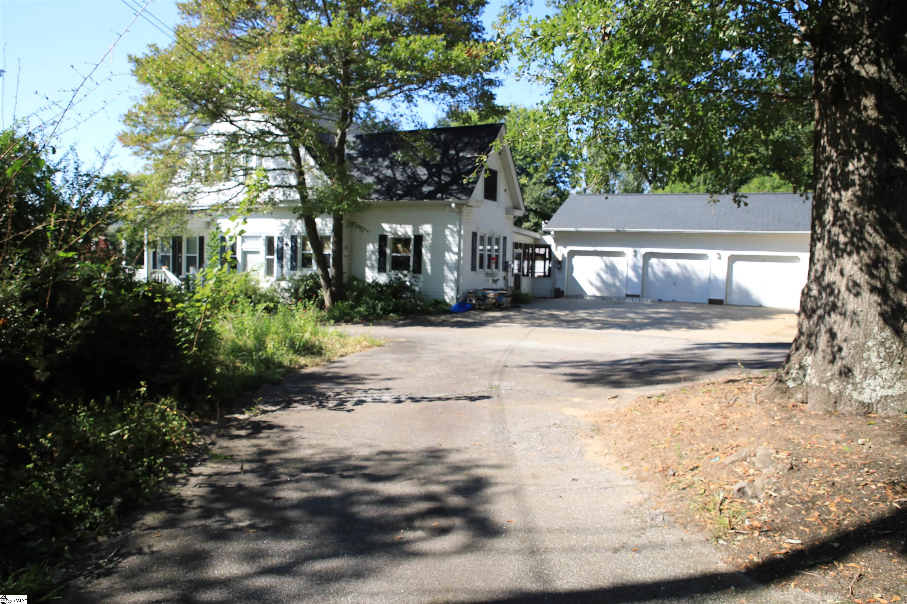 711 Northeast Main Street Easley, SC 29640 - Photo 24 of 25