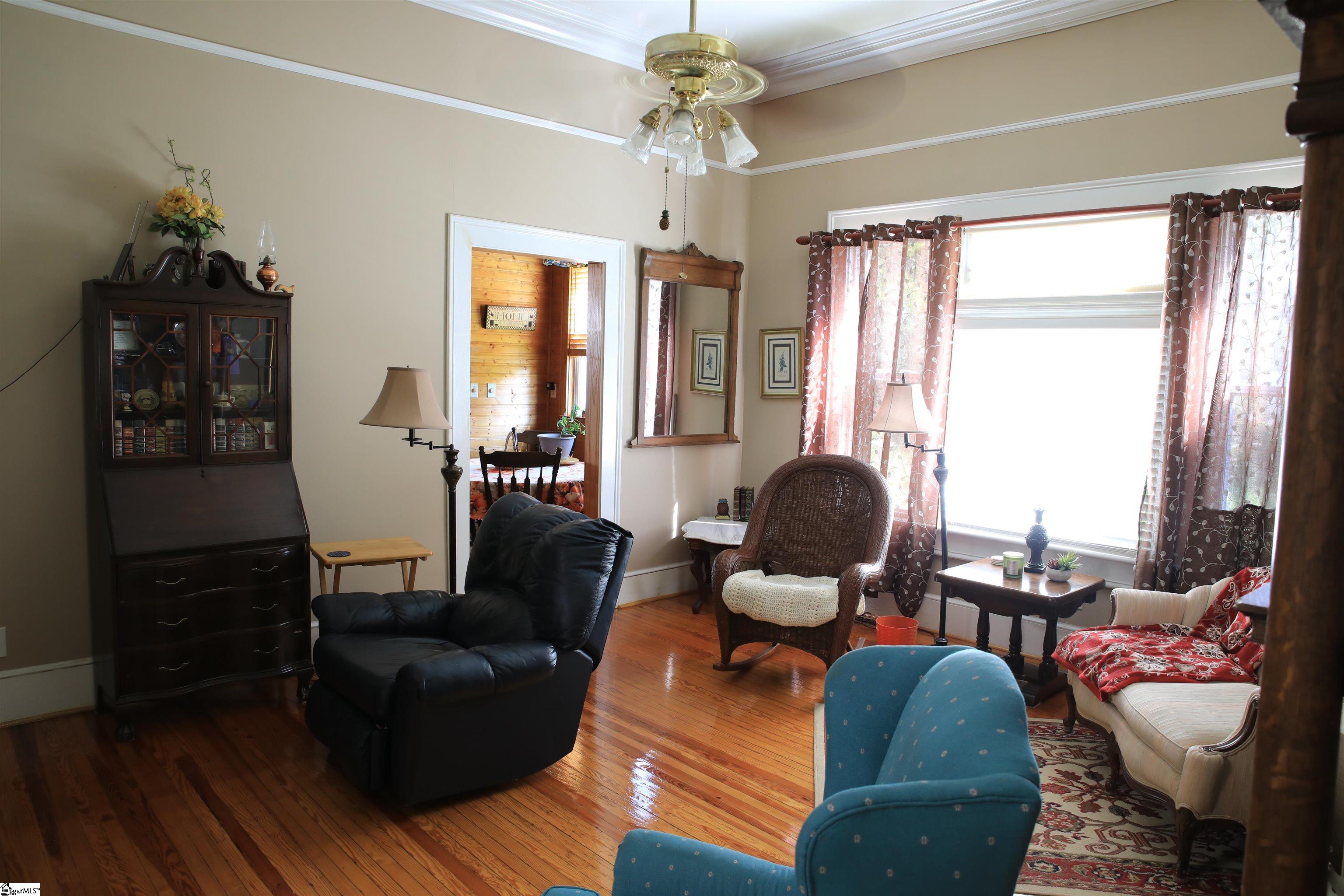 711 Northeast Main Street Easley, SC 29640 - Photo 9 of 25