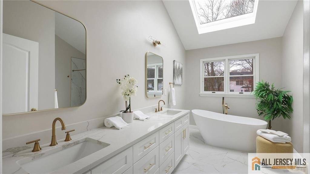 4 Maureen Court Edison, NJ 08820 - Photo 27 of 52