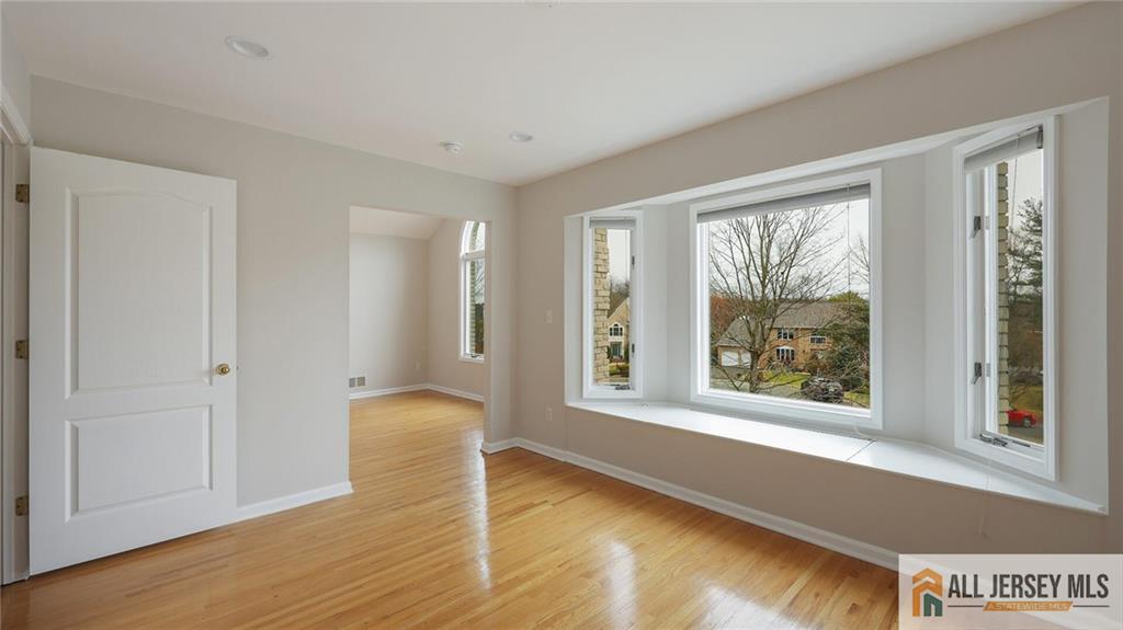 4 Maureen Court Edison, NJ 08820 - Photo 36 of 52