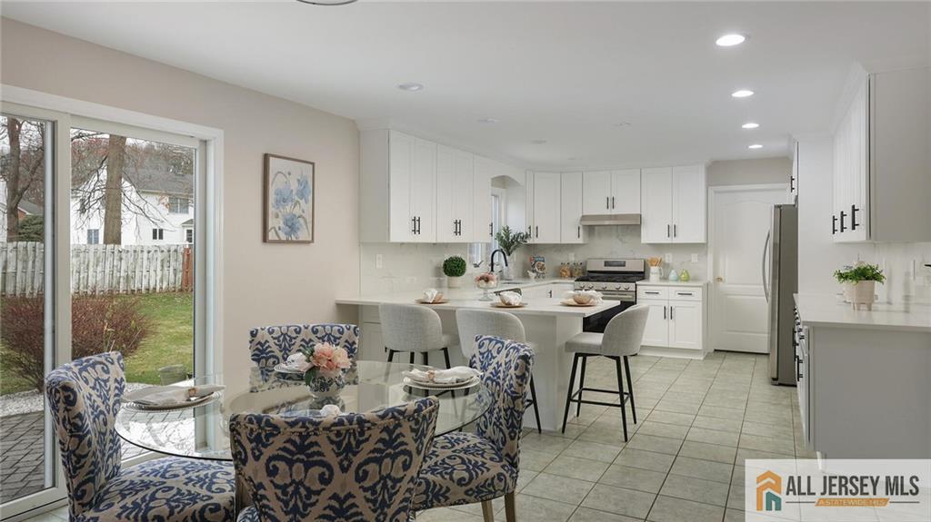 4 Maureen Court Edison, NJ 08820 - Photo 4 of 52