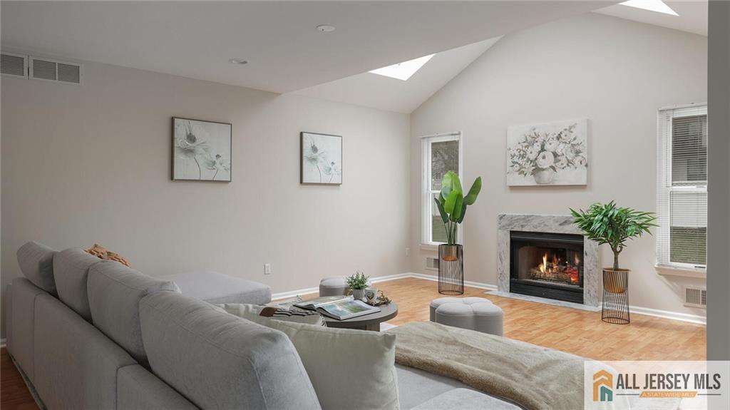 4 Maureen Court Edison, NJ 08820 - Photo 8 of 52