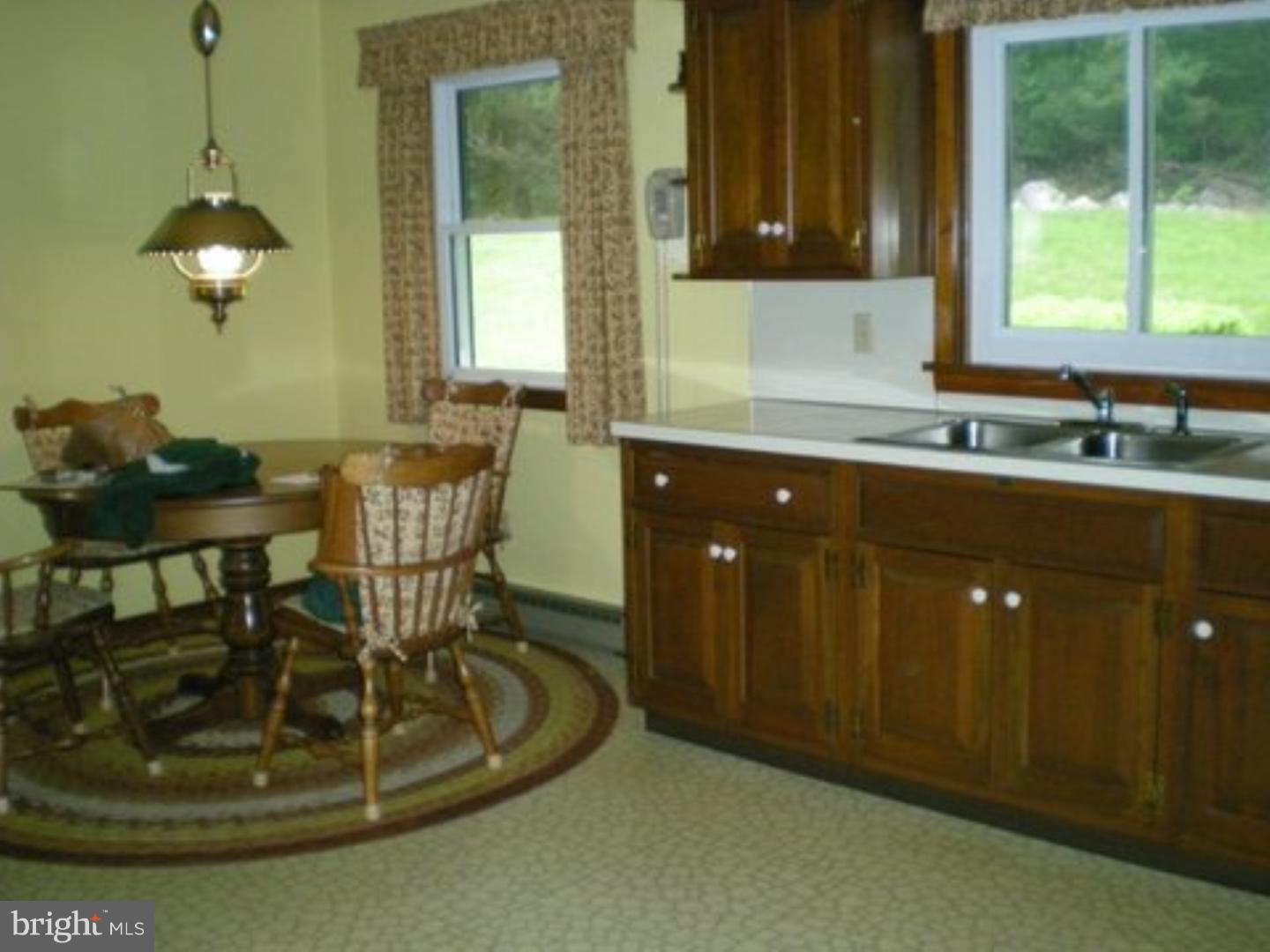 539 Pine Swamp Road Elverson, PA 19520 - Photo 11 of 24