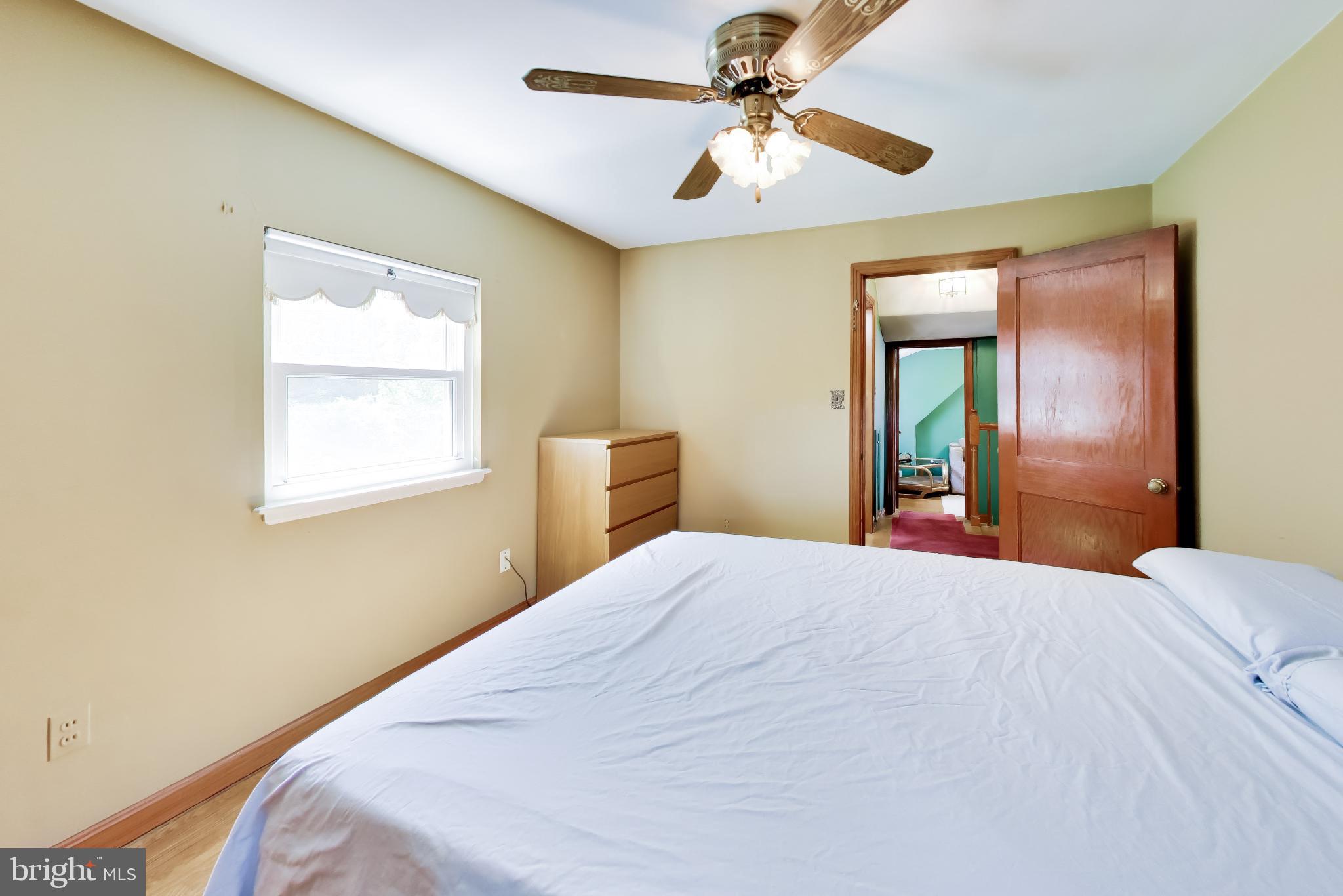 5707 Greenleaf Road Cheverly, MD 20743 - Photo 19 of 40 Cozy bedroom with natural light.