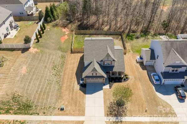 $540,000 | 5605 Coulee Court, Waxhaw, NC 28173