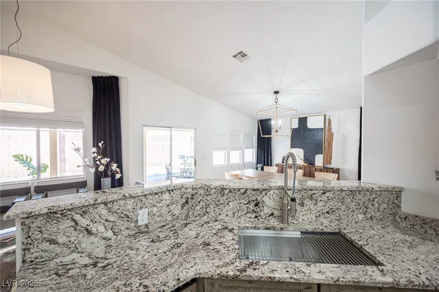 $2,600 | 5312 Bright Sky Court, Las Vegas, NV 89130