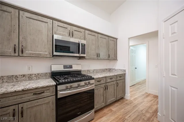 $2,600 | 5312 Bright Sky Court, Las Vegas, NV 89130