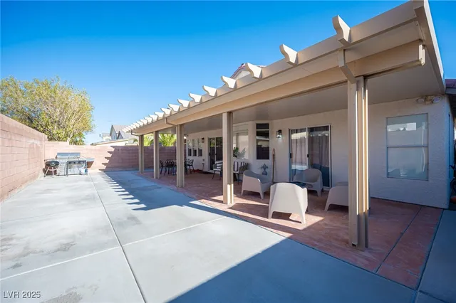 $2,600 | 5312 Bright Sky Court, Las Vegas, NV 89130