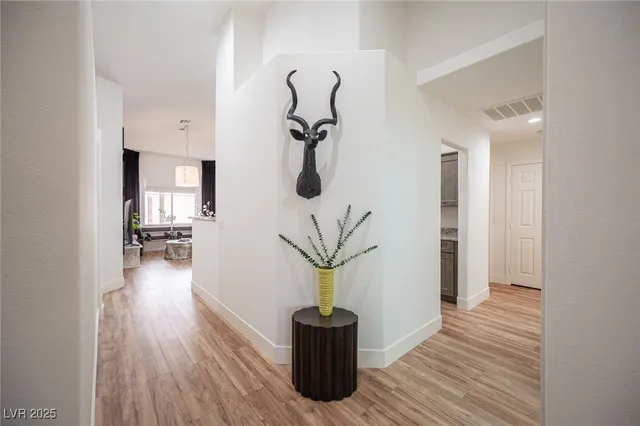 $2,600 | 5312 Bright Sky Court, Las Vegas, NV 89130