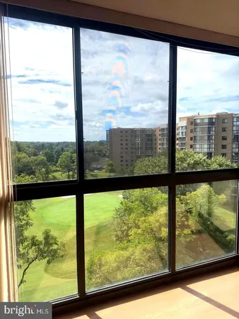 $2,700 | 3310 North Leisure World Boulevard, Unit 7056, Silver Spring, MD 20906