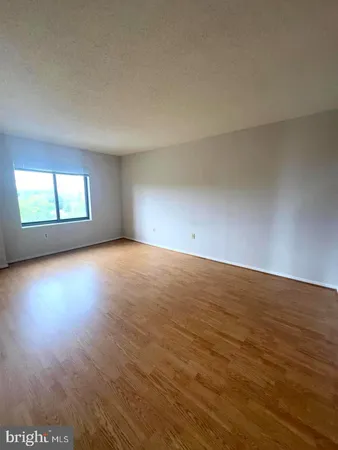 $2,700 | 3310 North Leisure World Boulevard, Unit 7056, Silver Spring, MD 20906