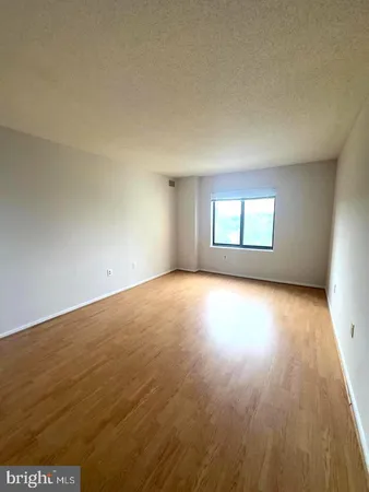 $2,700 | 3310 North Leisure World Boulevard, Unit 7056, Silver Spring, MD 20906