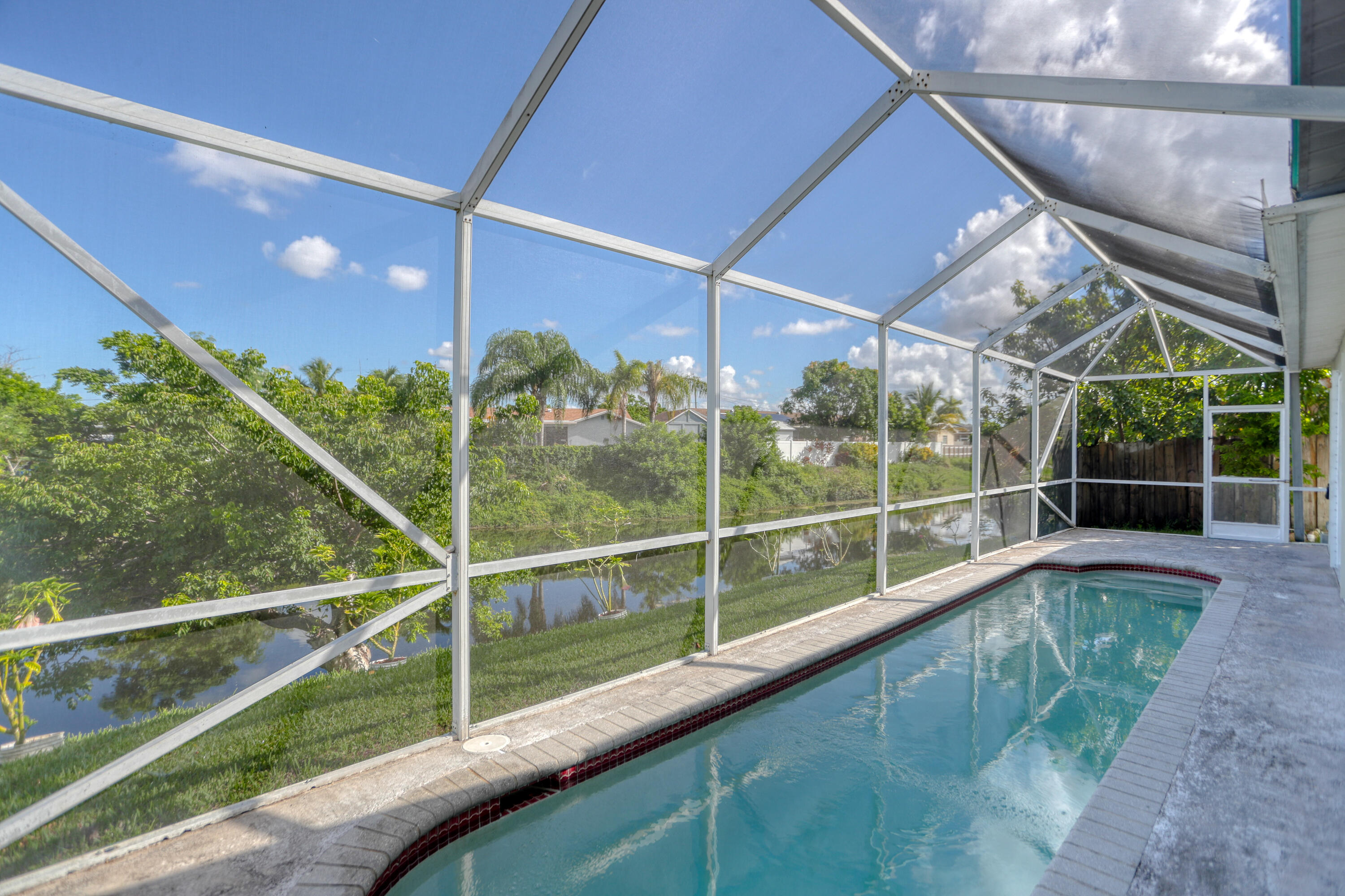 22285 Southwest 57th Avenue Boca Raton, FL 33428 - Photo 30 of 33 B27I4543