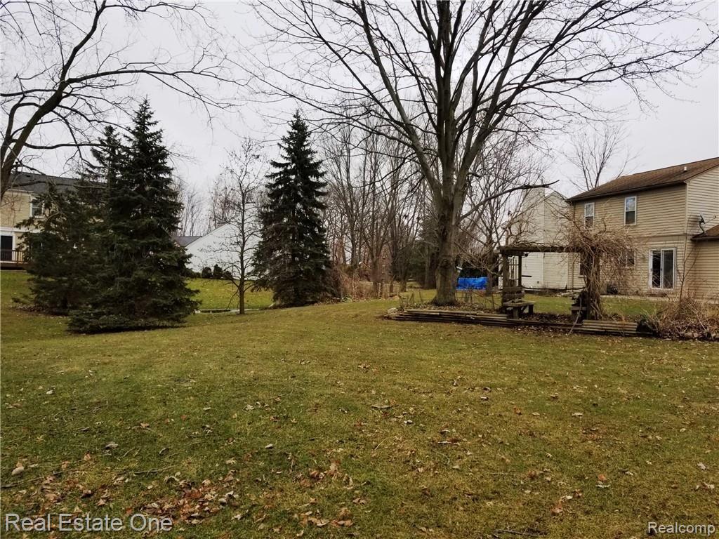24626 Jamestowne Road Novi, MI 48375 - Photo 4 of 4