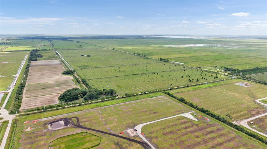 Northeast 304th Street Okeechobee, FL 34972 - Photo 7 of 8