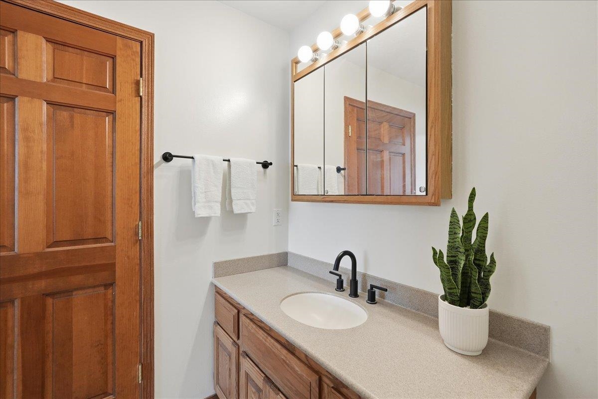 925 South Holt Circle Madison, WI 53719 - Photo 20 of 45