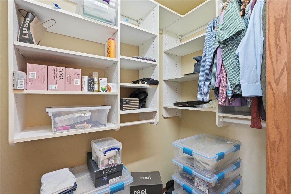 925 South Holt Circle Madison, WI 53719 - Photo 21 of 45