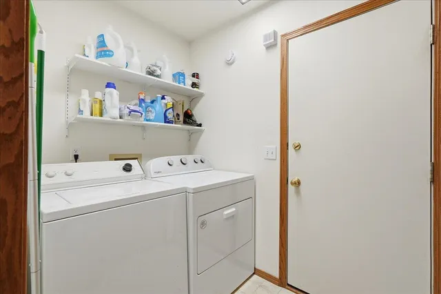 $630,000 | 925 South Holt Circle, Madison, WI 53719