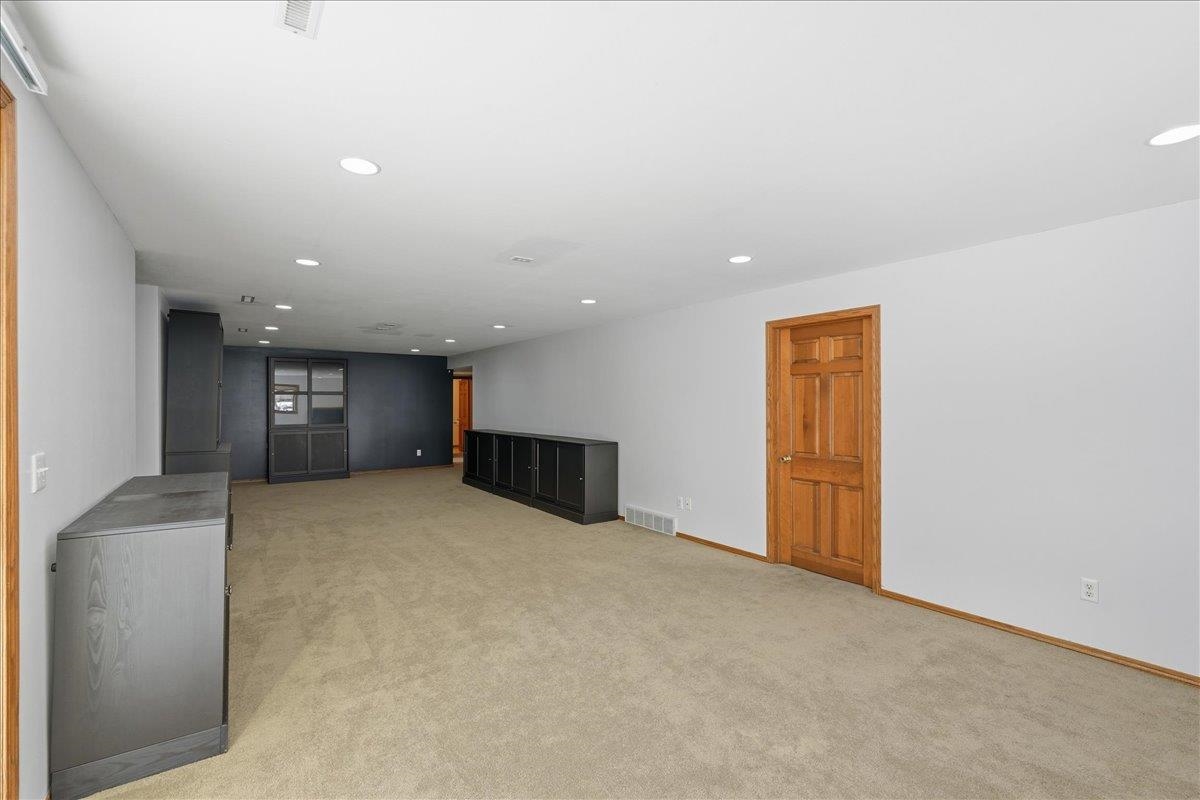 925 South Holt Circle Madison, WI 53719 - Photo 33 of 45