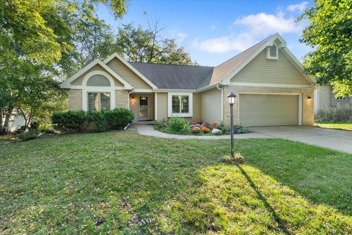 925 South Holt Circle Madison, WI 53719 - Photo 43 of 45