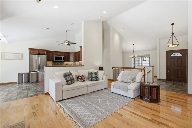 $630,000 | 925 South Holt Circle, Madison, WI 53719