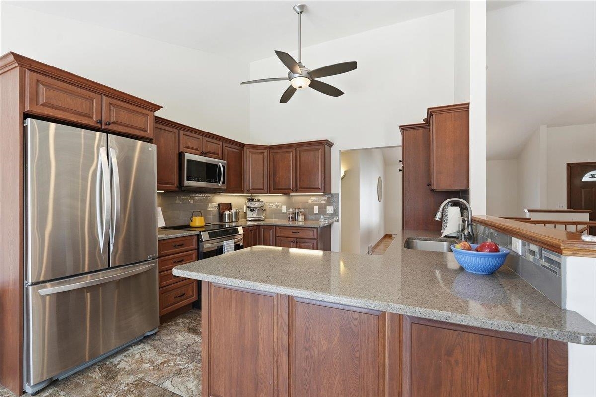 925 South Holt Circle Madison, WI 53719 - Photo 9 of 45