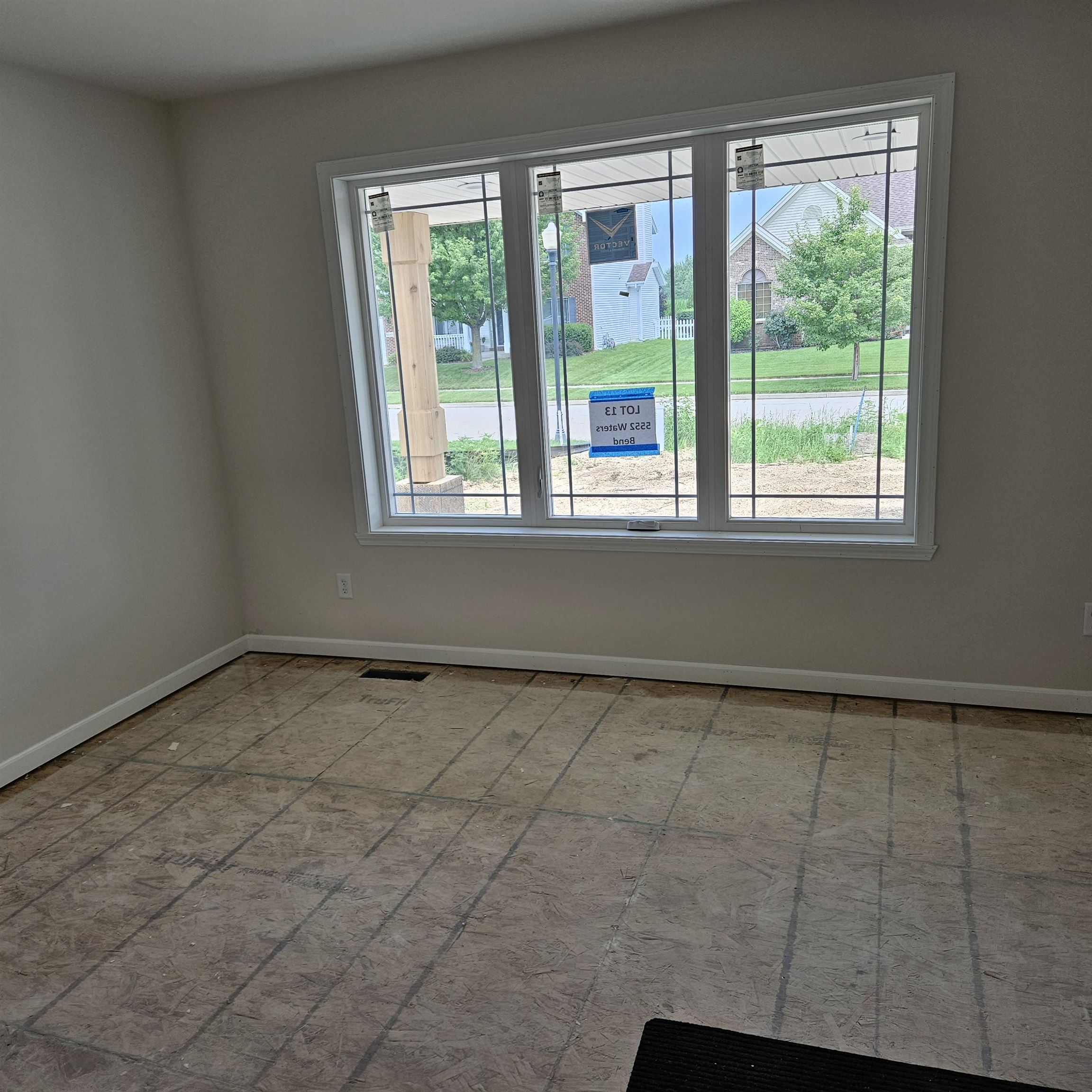 5552 Waters Bend Drive Belvidere, IL 61008 - Photo 8 of 12 a view of an empty room and window