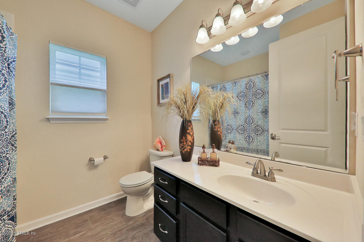 108 Rambling Water Run St. Johns, FL 32259 - Photo 10 of 19 2nd Bath